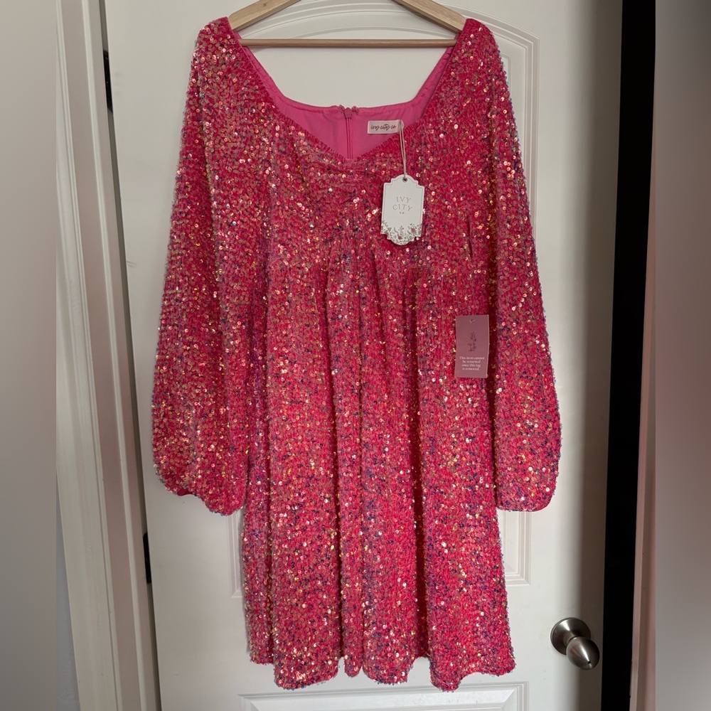 Ivy City Co Vibrant Pink Sequin Jewel Dress M